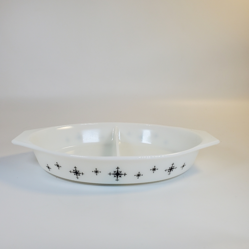 VINTAGE 1959 CHRISTMAS PROMO PYREX BLACK STAR ATOMIC HALF QUART DIVIDED DISH MCM